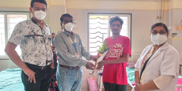 अपघातातील जखमी तरुणाला शासकीय रुग्णालयात जीवदान