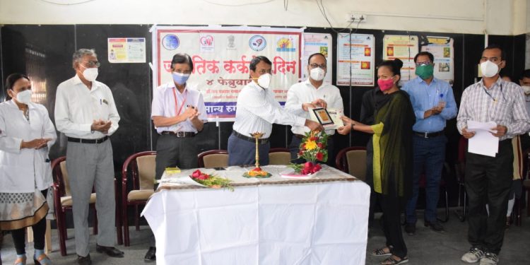 अमली पदार्थाना दूर ठेवून 'कॅन्सर' ला करा 'कॅन्सल' - अधिष्ठाता डॉ. रामानंद