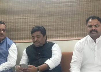 महावितरणने मनमानी वसुली करून शेतकऱ्यांवर केला जाणारा अन्याय थांबवावा