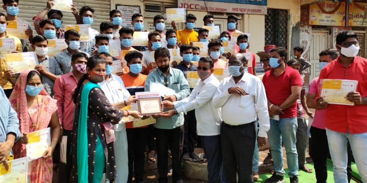 चांदसर येथे छत्रपती शिवजयंती निमित्त रक्तदान शिबिर