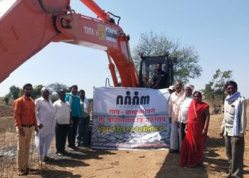 ब्राम्हणशेवगे येथे भुजल अभियाना अंतर्गत जलसंधारण कामांचा शुभारंभ