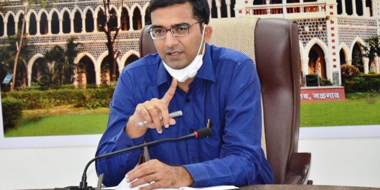 कोविड प्रतिबंध नियमांचे पालन करा - जिल्हाधिकारी अभिजीत राऊत