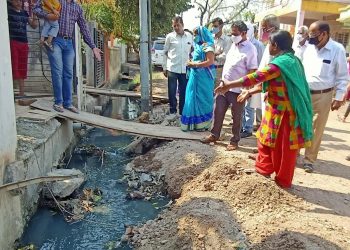 हर्षवर्धन, प्रज्ञा कॉलनीतील गटारींची कामे ८ दिवसात पूर्ण करा!