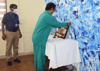 शासकीय वैद्यकीय महाविद्यालयमध्ये शहिद दिनानिमित्त अभिवादन