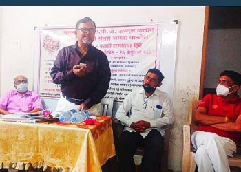 जिल्हानिहाय शिक्षक साहित्यिकांचे स्वंतत्र संमेलनं झाली पाहिजे ;कवीवर्य शशिकांत हिंगोणेकर