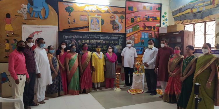 प.वि.पाटील विद्यालयात सांस्कृतिक कला महोत्सवाची सुरुवात