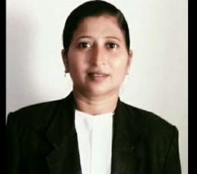 महिला दिनानिमित्त अड. जास्वंदी भंडारी यांनी महिलांना केले कायदे विषयी मार्गदर्शन