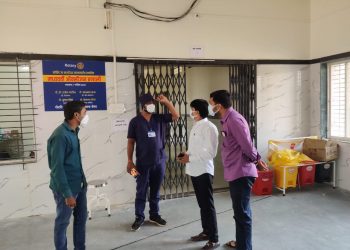उपमहापौर कुलभूषण पाटील यांची मोहाडी येथील कोविड सेंटरला भेट