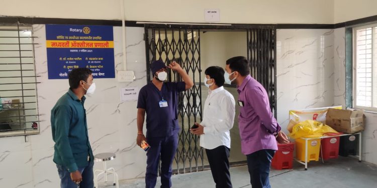उपमहापौर कुलभूषण पाटील यांची मोहाडी येथील कोविड सेंटरला भेट