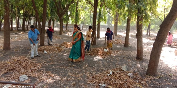 शिवाजी उद्यानातून तब्बल 20 ट्रॅक्टर कचर्‍याची उचल