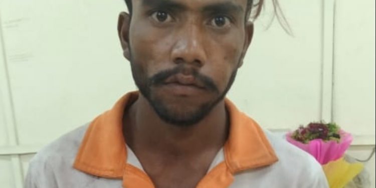 डोळयात मिरची टाकुन लुटणा-या आरोपीला पकडण्यात यश