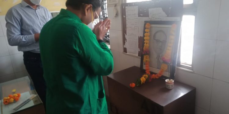 शासकीय वैद्यकीय महाविद्यालयात भारतरत्न डॉ. आंबेडकर यांची जयंती साजरी
