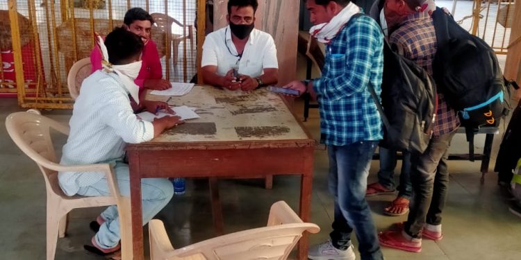 कामगार सुविधा केंद्रामार्फत हजारो कामगारांचे समुपदेशन