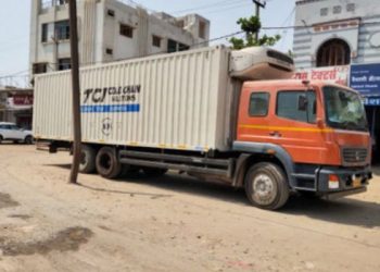 तब्बल ८ कोटींचा लसीचा डोस असलेला कंटेनर आढळला बेवारस