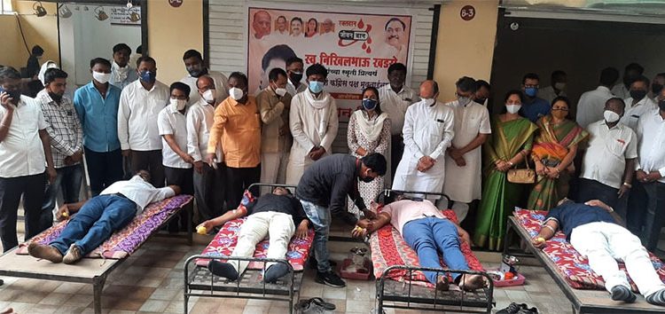 स्व निखिल भाऊ खडसे यांना स्मृती दिनानिमित्त अभिवादन