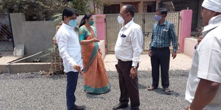 शिवकॉलनी, गुरुदत्त कॉलनीतील रस्त्यांच्या कामाची पाहणी