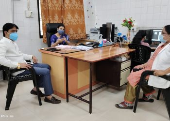 महापौर – उपमहापौर यांची शाहू महाराज हॉस्पिटल येथील लसीकरण केंद्रास भेट (व्हिडिओ)