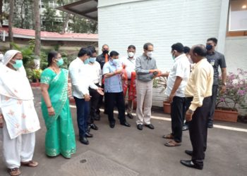 भाजप ला धक्का ; जळगावच्या तीन नगरसेवकांचे शिवसेनेत प्रवेश