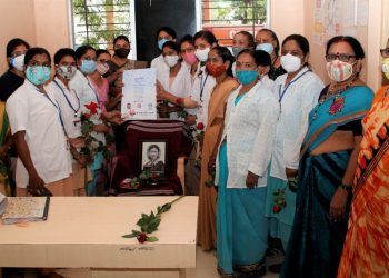 महापौर महाजन, उपमहापौर पाटलांकडून परिचारिकांचा सन्मान