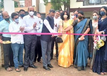 शहरातील मेहरुणमधील महाजन नगरातील विकसित उद्यान