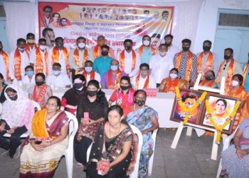 जळगावात शिवसेनेचा 55 वा वर्धापनदिवस आरोग्य शिबीराने साजरा