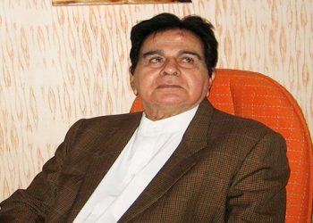 ज्येष्ठ अभिनेते दिलीप कुमार यांच्या प्रकृतीत सुधारणा