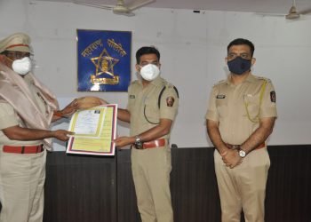 चार पाेलिस अधिकारी, ४० कर्मचारी सेवानिवृत्त