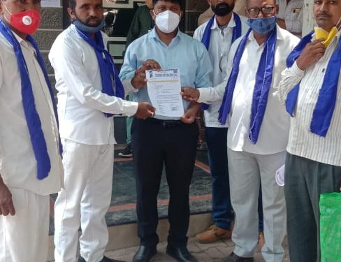 ७ मे २०२१ चा जी.आर.रद्द करण्यात यावा यामागणीसाठी तहसीलदारांना निवेदन