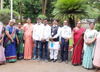 डॉ. नयना अरुण झोपे यांच्या उत्कृष्ट कामगिरी केल्याबद्दल सन्मान