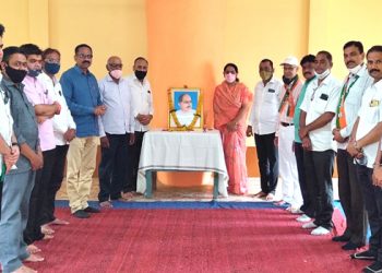 भाजपतर्फे डॉ. श्यामाप्रसाद मुखर्जी यांच्या बलिदान दिनानिमित्त अभिवादन