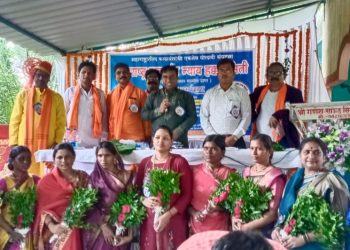 तमाशासह सर्व कलावंतांच्या कार्यक्रमांना परवानगी द्या, महाराष्ट्र कलावंत न्याय हक्क समिती