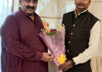 मराठी पत्रकार संघांचे प्रदेशाध्यक्षांनी घेतली केंद्रीय राज्य अर्थमंत्र्यांची भेट