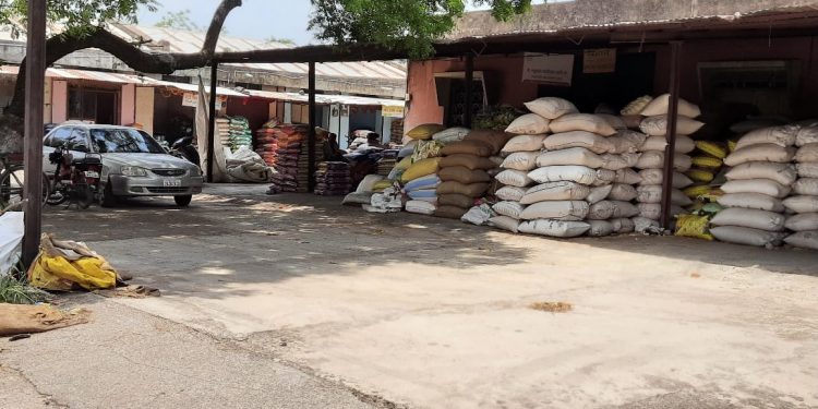 कडधान्य स्टॉक लिमिट धोरणाविरुद्धचे व्यापार्यांचे आंदोलन यशस्वी