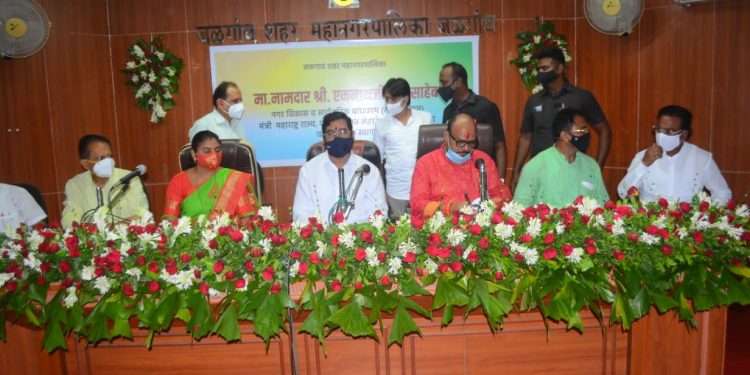 जिल्ह्याच्या विकासाचे प्रलंबित प्रश्न मार्गी लावणार ; जिल्ह्याच्या विकासाचे प्रलंबित प्रश्न मार्गी लावणार