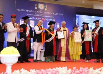 द अमेरिकन युनिव्हर्सिटी ऑफ अमेरिकेची डॉक्टरेट आणि नेल्सन मंडेला नोबेल पीस पुरस्कार २०२१