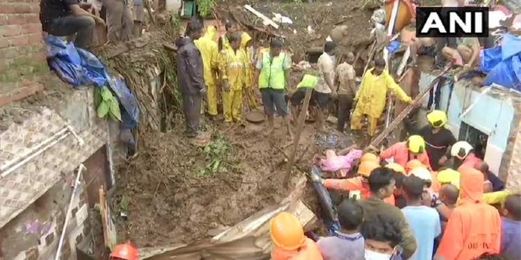 मुंबई दुर्घटनांमधील मृतांच्या कुटुंबाला पाच लाखांची मदत