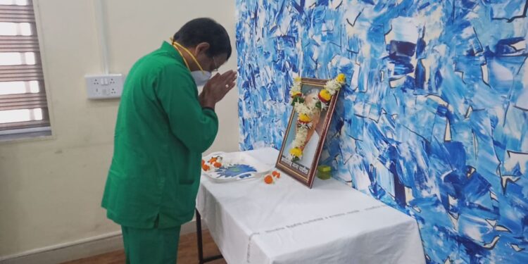 शासकीय वैद्यकीय महाविद्यालयात क्रांतिसिंह नाना पाटील यांची जयंती साजरी