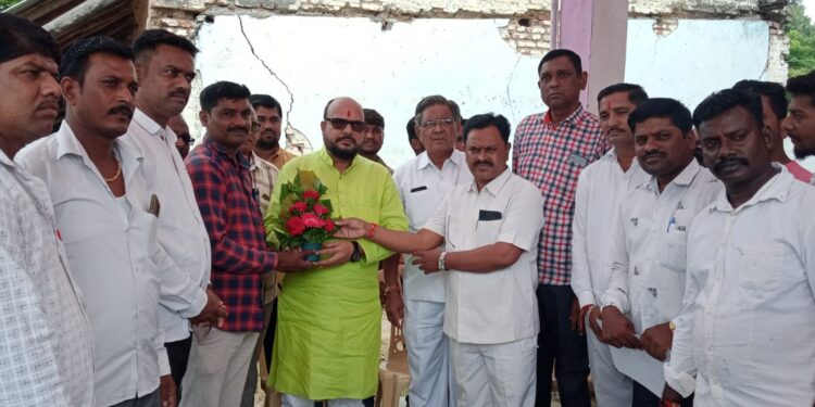 तालुक्यातील वावडदा येथे रक्तदान शिबीर