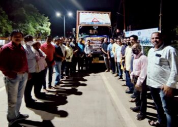 राज्य पत्रकार संघाच्या ”एक हात कर्तव्याचा, एक हात मदतीचा”