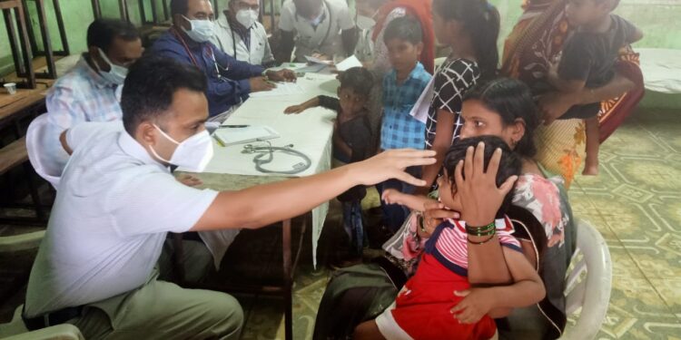 गुलाबराव देवकर हॉस्पिटलतर्फे २५० जणांची तपासणी, महाआरोग्य शिबिराला उत्स्फूर्त प्रतिसाद