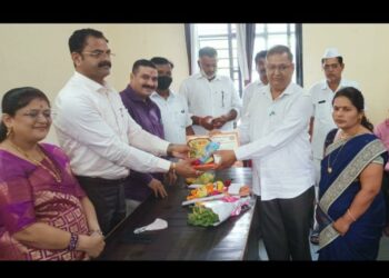 प्रभाकर सिनकर यांना तालुकास्तरीय आदर्श शिक्षक पुरस्कार जाहीर