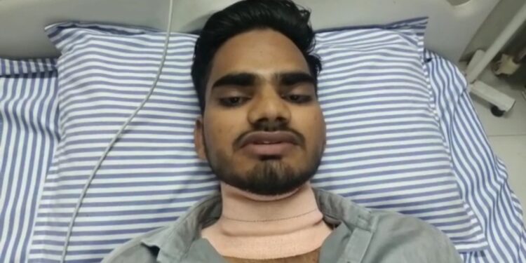 खांबाला अडकलेल्या चायना मांजामुळे सालार नगर येथील एका डॉक्टरचा गळा कापला