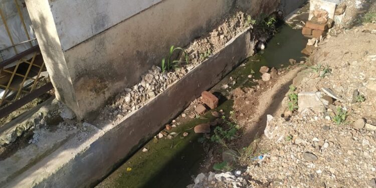 शिवशक्ती कॉलनीत अर्धवट कामे करून काढले पुर्ण बिल!