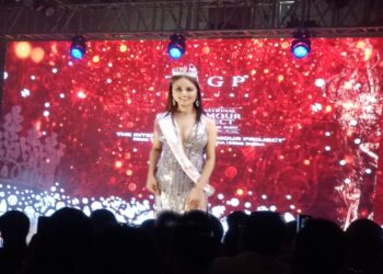 खान्देश कन्या डॉ.मोनिया केदारच्या डोक्यावर मिस इंडियाचा ताज