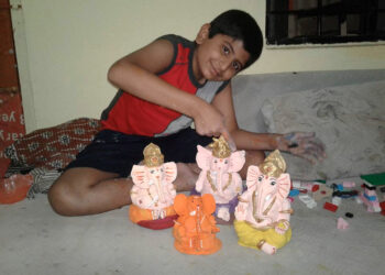 पर्यावरणपूरक गणेशोत्सवासाठी तेरा वर्षीय श्रेयसची धडपड