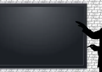 शिक्षक दिन पुरस्कारासाठी जिल्ह्यातील 17 शिक्षकांची नावे जाहीर