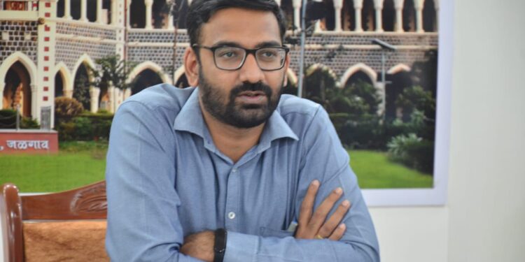 जिल्ह्यातील तरूणांनी मतदार यादीत नाव नोंदणी करा – जिल्हाधिकारी