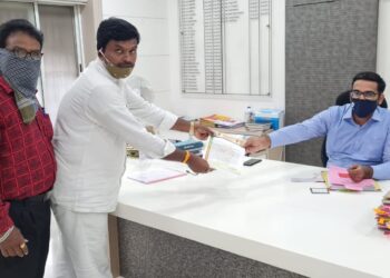 वरणगाव शहरातील बंद रेशन कार्ड धारक व अपंग बांधवांना धान्य सुरू करा