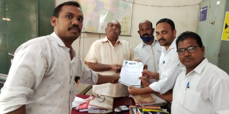 प्रहार जनशक्ती युवा आघाडीच्यावतीने जिल्हा सहाय्यक आयुक्तांना निवेदन