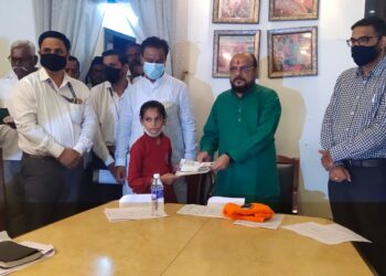 राज्य शासन अनाथ बालकांचा ‘आधारवड’ पालकमंत्री गुलाबराव पाटील